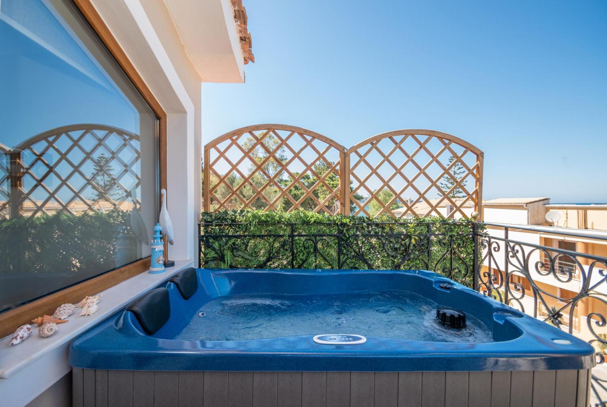 Casa Di Cuore - Beachfront *